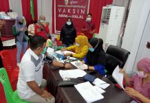 Dua Anggota DPRD Disuntik Vaksin Ketua DPRD Kotamobagu Meyddi Makalalag