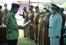 Ramadan Mamange Resmi Penjabat Sangadi Buyat II Bupati Boltim Sam Sachrul Mamonto