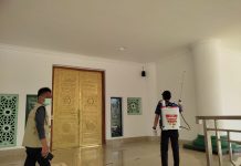 Cegah Corona, Pemkot Gelar Penyemprotan Disinfektan Sekda Sande Dodo