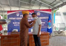 Bupati Terima Penganugerahan Bintang Legiun LVRI Bupati Boltim Sam Sachrul Mamonto