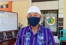 Disdukcapil Operasikan Alat Untuk Mengurus Dokumen Kependudukan Disdukcapil Kotamobagu