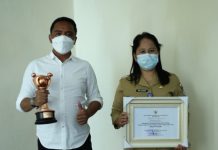 Sukses PUG, Bupati Terima Piala dan Piagam APE KemenPPA Bupati Boltim Sam Sachrul Mamonto