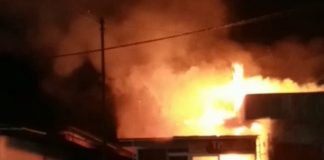 Kabakaran dua unit bangunan