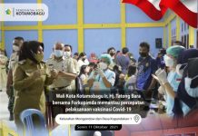 Tinjau Vaksinasi Covid-19, Walikota Target Desember Capai 90 Persen Walikota Tatong Bara