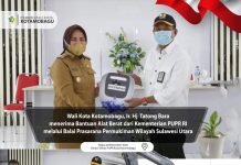 Walikota Tatong Bara Terima Bantuan Ekskavator dari Kementerian PUPR
