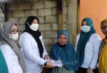 Ketua TP-PKK Boltim Bantu Korban Terdampak Kebakaran Penyaluran Bantuan Kebakaran