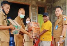 Pemkab Boltim Serahkan Bantuan Kepada Korban Kebakaran Bulawan Satu