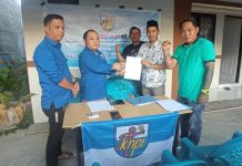 Perebutan Ketua KNPI Boltim, Dua Bakal Calon Ambil Formulir Pendaftaran