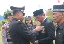 Bupati Sam Sachrul Mamonto Dapat Penghargaan Kapolda Irjen Pol Mulyatno