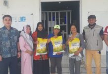 Ketapang dan Bulog Gelar Operasi Pasar Murah di Kecamatan Mooat
