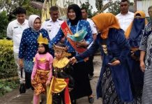 Bunda PAUD Boltim Hadiri Wisuda dan Pentas Seni KB Pelangi