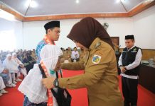 Wali Kota Tatong Bara Lepas JCH dan Kafilah Kotamobagu