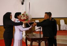 Wakil Wali Kota Nayodo Koerniawan Pimpinan Upacara Pemindahan Duplikat Merah Putih