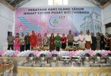 Wali Kota Tatong Bara Hadiri HUT Jemaat GMIBM