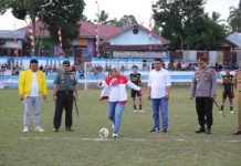 Wali Kota Tatong Bara Buka Turnamen Sepakbola HK Family Cup II