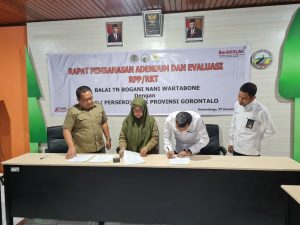 Rapat pembahasan addendum dan evaluasi RPP dan RKT bersama Balai TNBNW dan PT PLN UP2K Gorontalo 