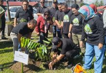 Warnai Hari Lingkungan Hidup, Pemkab Bolmong Tanam Pohon dan Bibit Buah