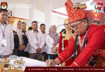 Nayodo-Tanti Resmi Daftar Bakal Calon Wali Kota dan Wakil Wali Kota KPU Kotamobagu
