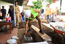 Pj Walikota Meletakkan Batu Pertama Rehab UKS dan Pembangunan Area Bermain Taman Kanak-kanak Mawar Sari