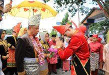 Abdullah Mokoginta Ikuti Prosesi Adat Poponikan Kon Komaling