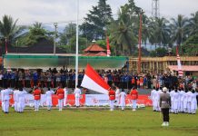 Penurunan Bendera Merah Putih di Kotamobagu Berjalan Khidmat