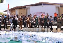 Polres Kotamobagu Musnahkan Ratusan Minuman Keras dan Knalpot Racing