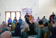 Pj Wali Kota Abdullah Mokoginta Hadiri Pasar Murah di Desa Bungko