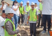 Terlindungi: Kadis Kesehatan Dampingi Pj Bupati pada Peletakan Batu Pertama Pembangunan Labkesda