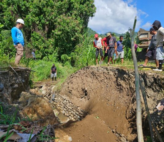 Sulhan Manggabarani Pimpinan Perbaikan Irigasi di Kecamatan Sangtombolang