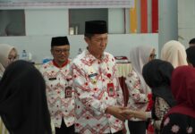 Minat Baca Siswa Menurun, Bupati Iskandar Minta Perpustakaan Sekolah Bertransformasi ke Era Digital